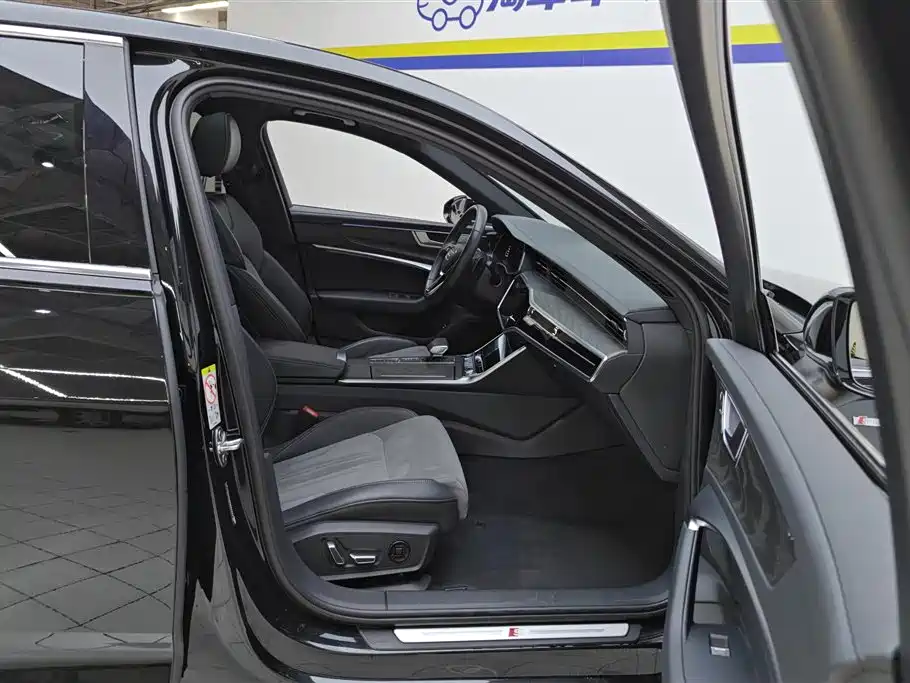 Audi A6L 2024 45 TFSI