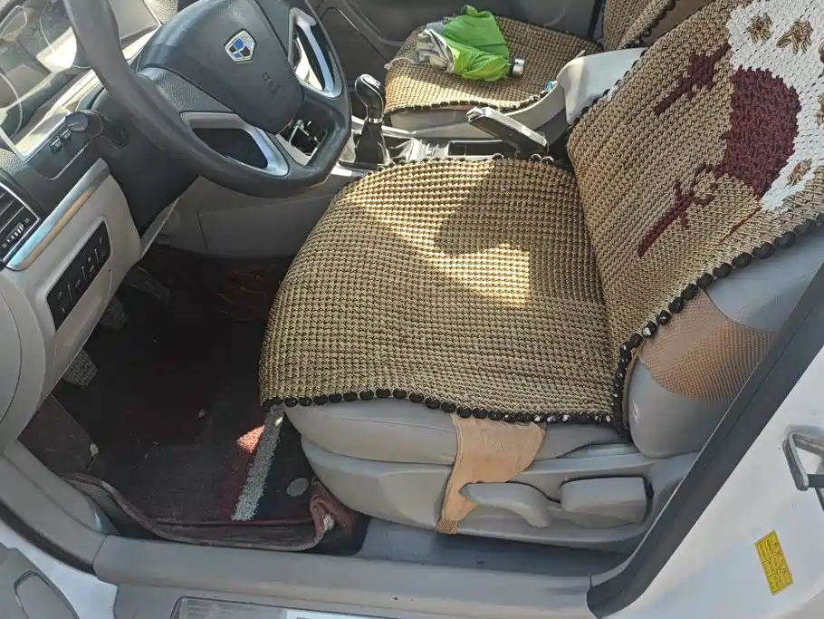Geely Emgrand — миниатюра 9