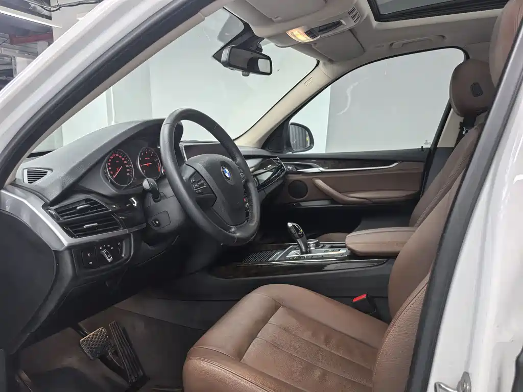 BMW X5 2015 xDrive28i