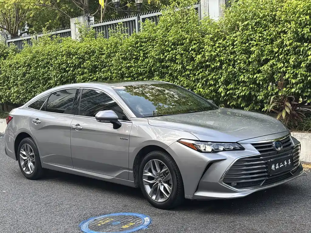 Toyota Avalon — миниатюра 3