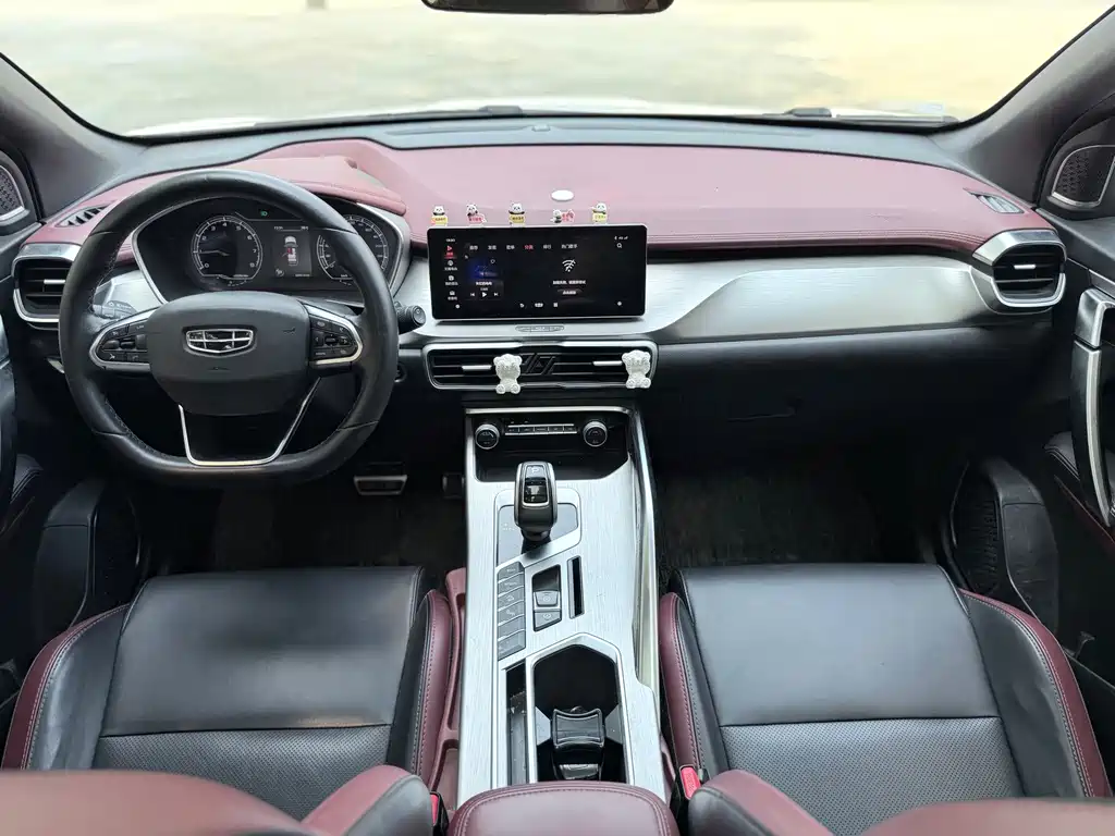 Geely Binyue — миниатюра 7