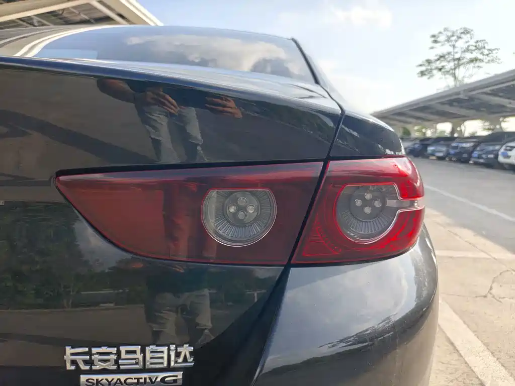 Mazda 3 Axela — миниатюра 10