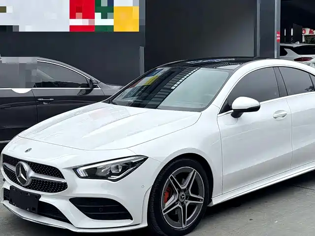 MERCEDES-BENZ CLA