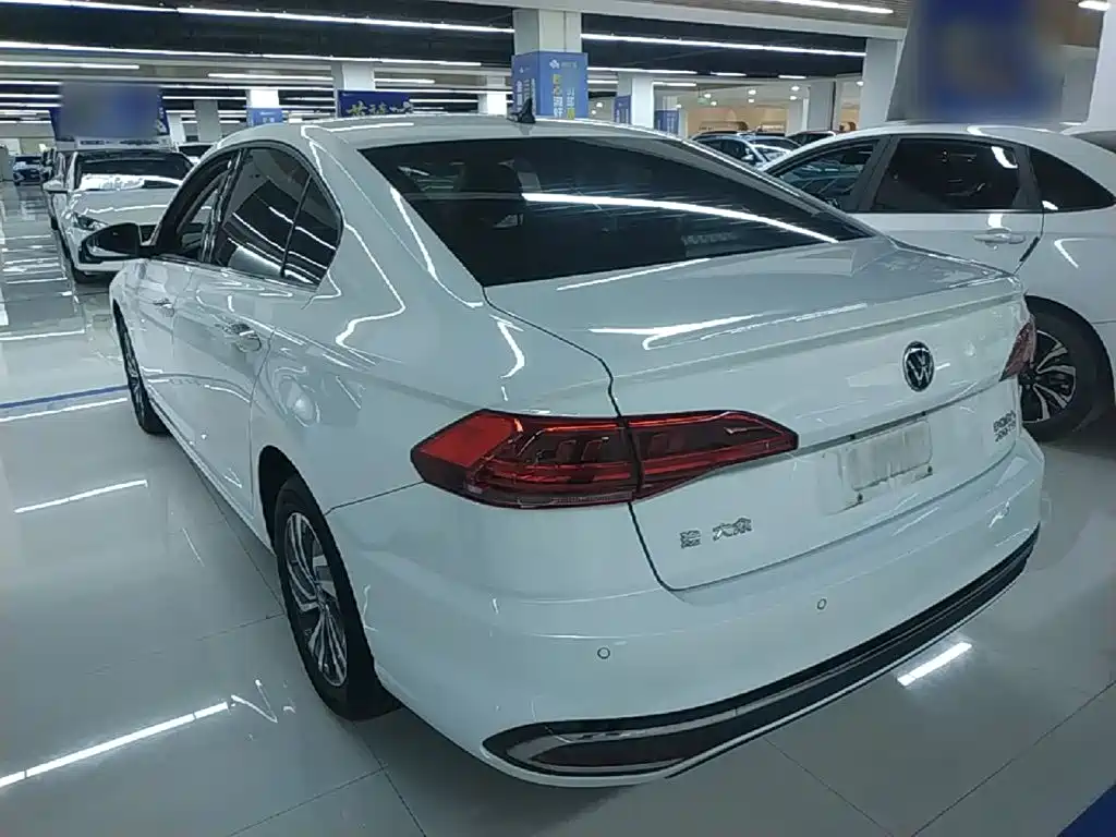 Volkswagen Bora — миниатюра 5