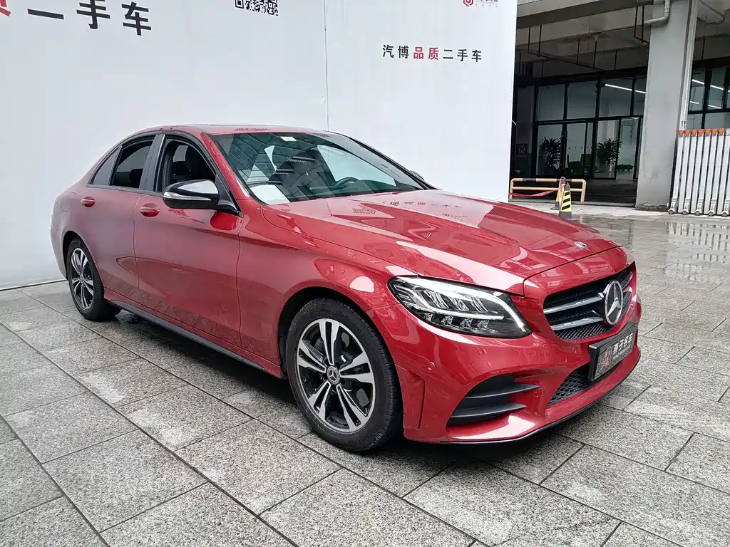 Mercedes-Benz C-Class — миниатюра 3