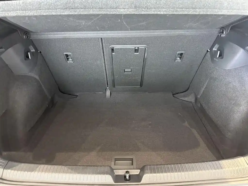Volkswagen Golf — миниатюра 21