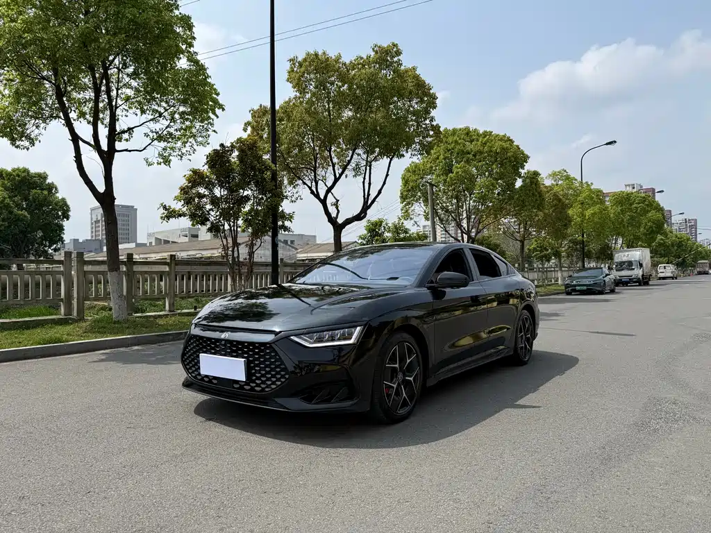 Byd Han 2023