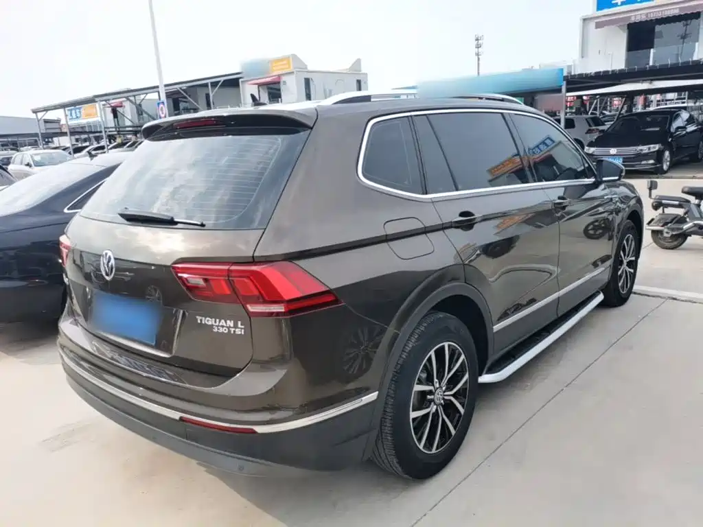 Volkswagen Tiguan L — миниатюра 7