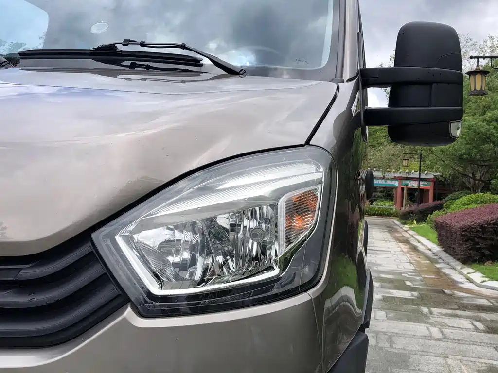 IVECO Ousheng — миниатюра 13