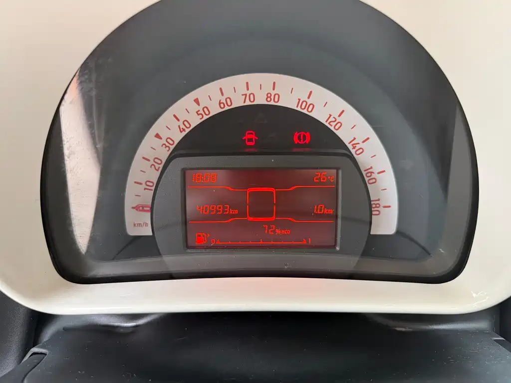smart Smart Fortwo — миниатюра 12