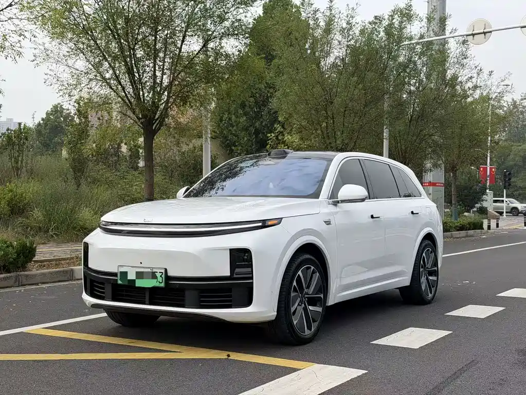 Li Auto L7