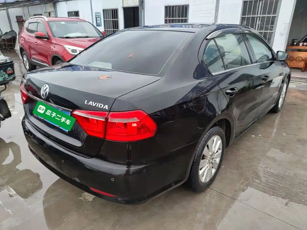 Volkswagen Lavida — миниатюра 7