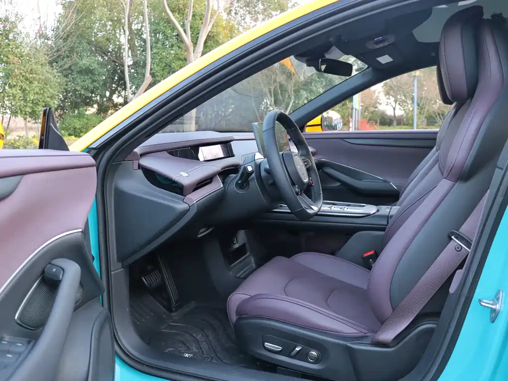 XIAOMI CAR XIAOMI SU7