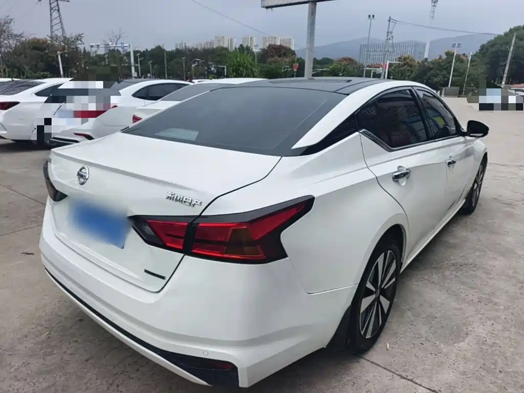 Nissan Teana — миниатюра 7