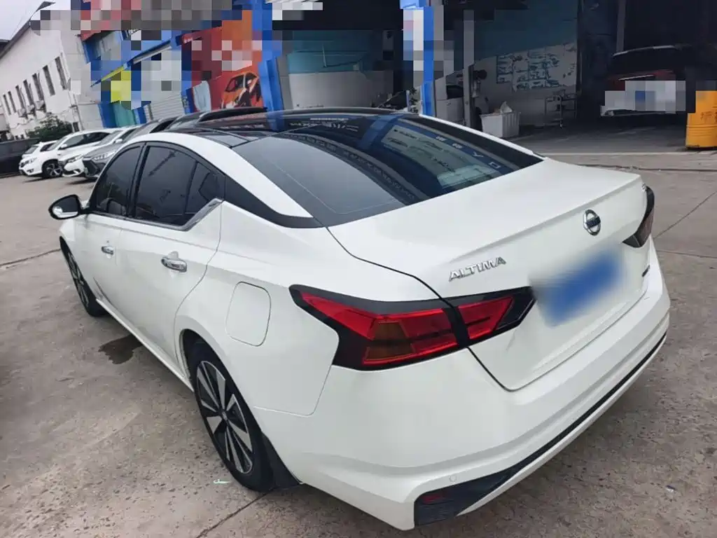 Nissan Teana — миниатюра 5