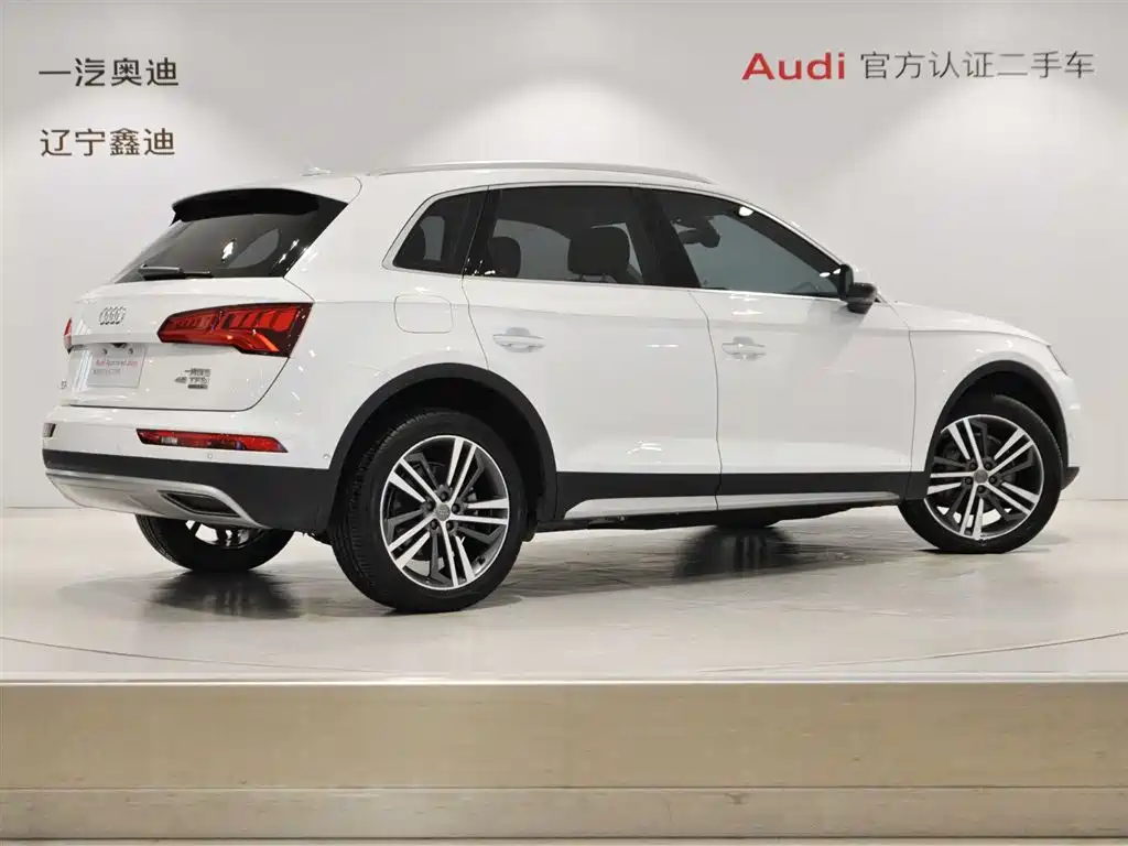Audi Q5L — миниатюра 4