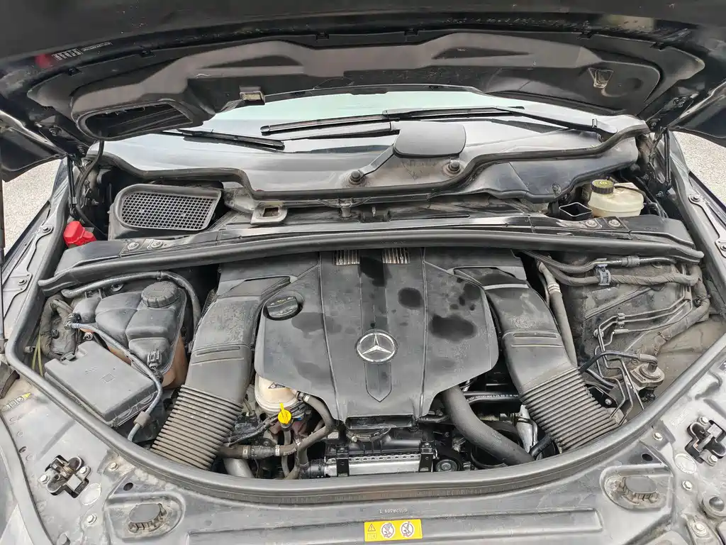Mercedes-Benz R 2017 R 320 4MATIC