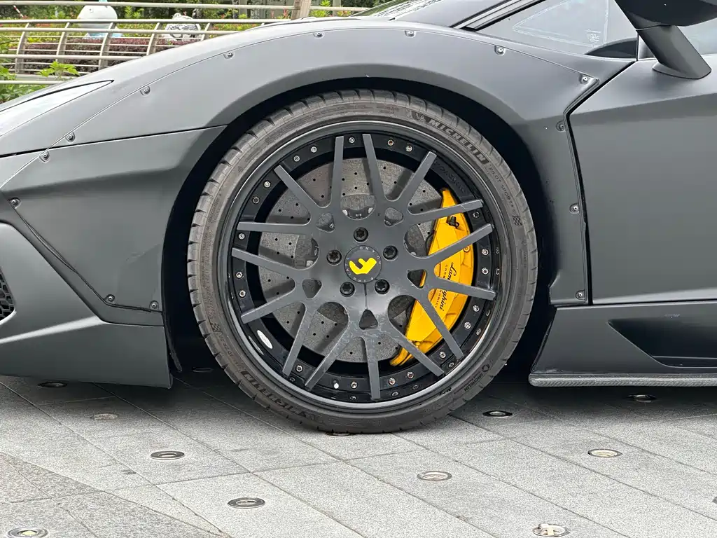 Lamborghini Aventador 2011 LP 700-4