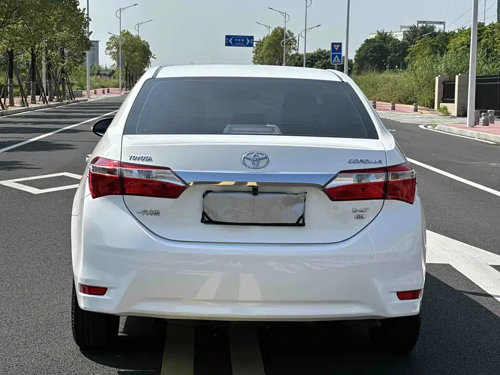 Toyota Corolla — миниатюра 7