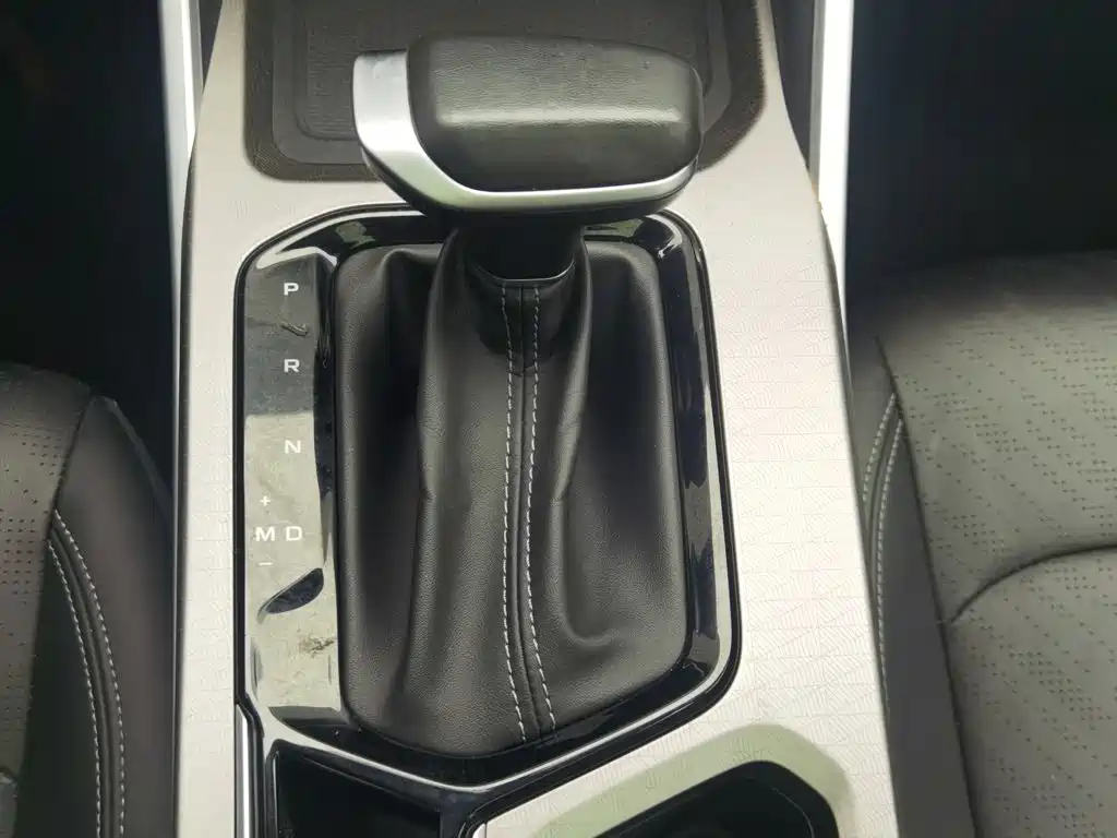 Geely Emgrand — миниатюра 13