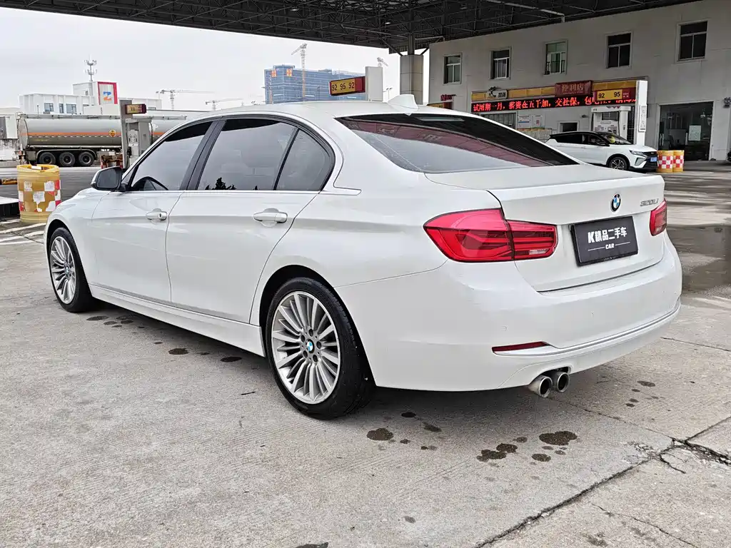 BMW 3 Series — миниатюра 7