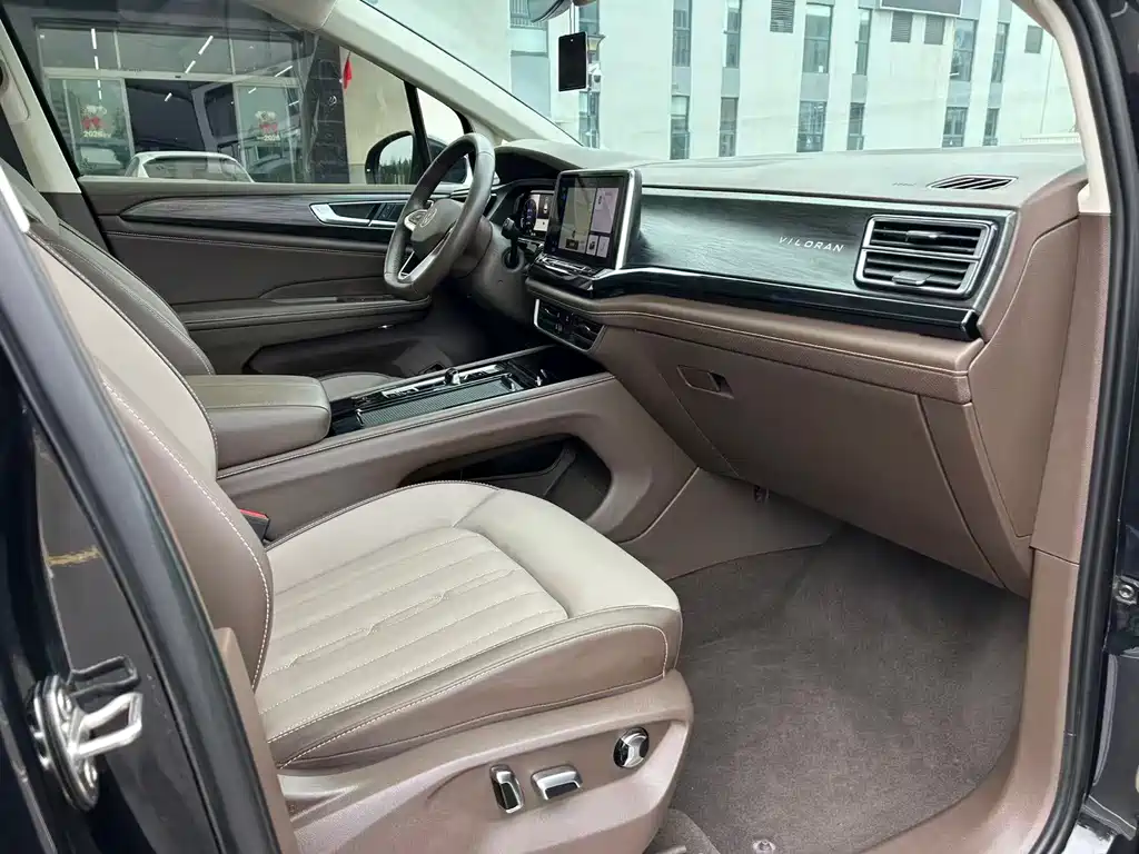 Volkswagen Viloran — миниатюра 5