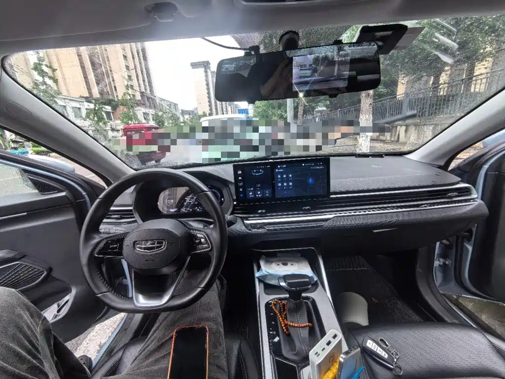Geely Emgrand — миниатюра 9