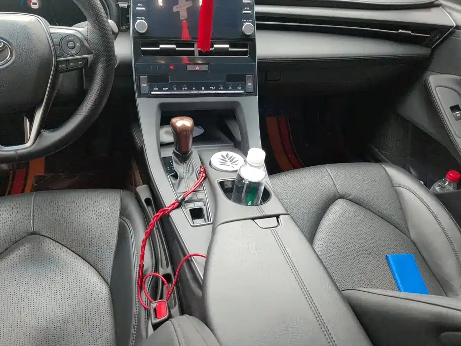 Toyota Avalon — миниатюра 16