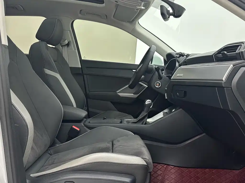 Audi Q3 — миниатюра 9