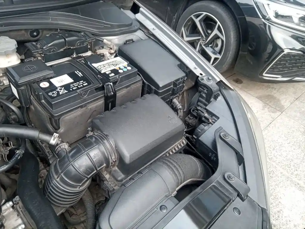 Hyundai Elantra — миниатюра 21