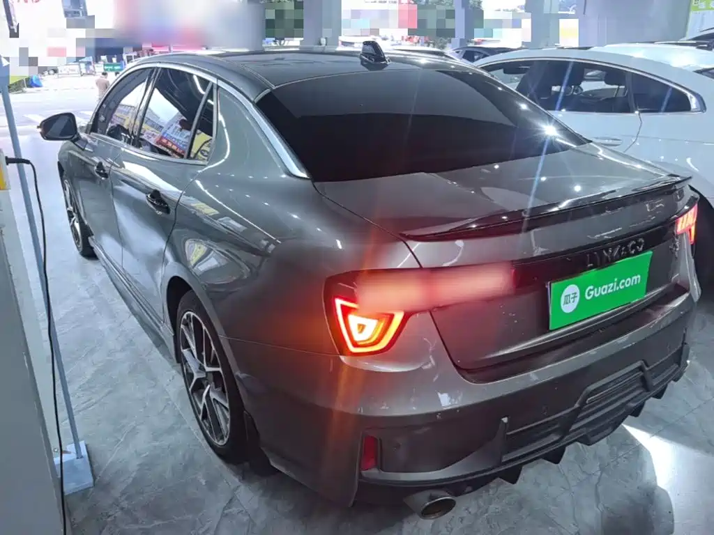 Lynk & Co 03 — миниатюра 5