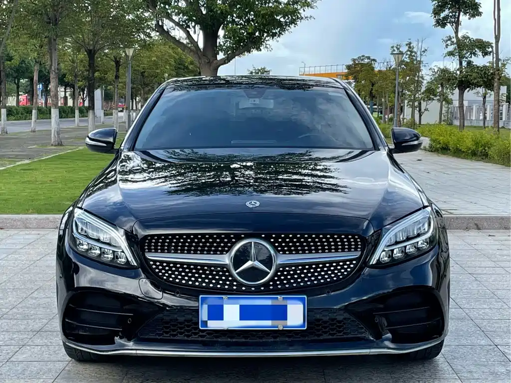 Mercedes-Benz C-Class — миниатюра 2