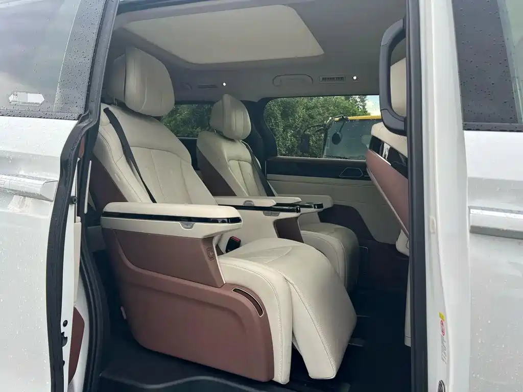 BYD Xia — миниатюра 10