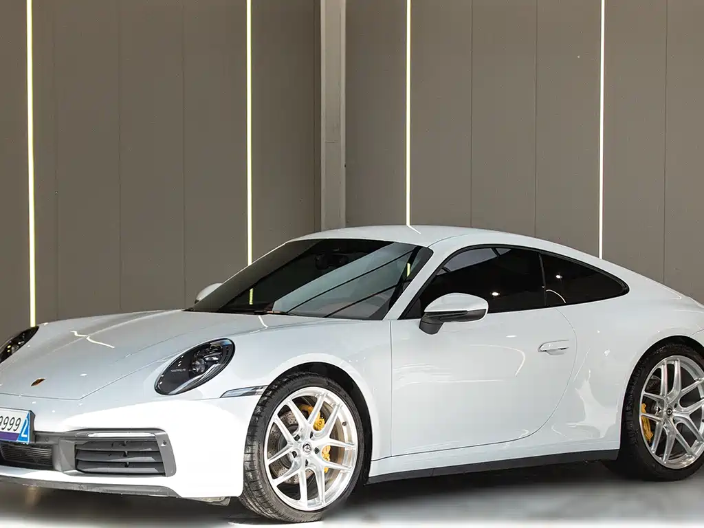 Porsche 911 2021