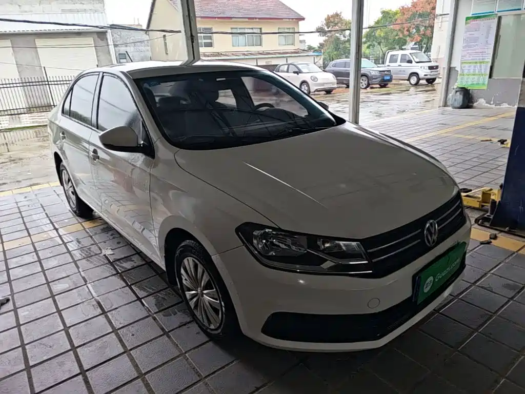 Volkswagen Santana — миниатюра 4