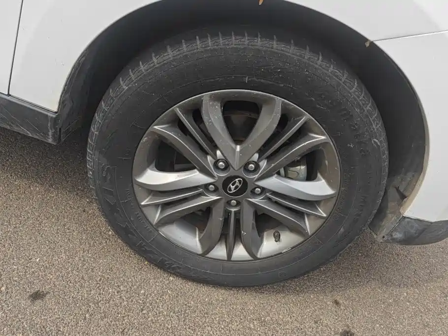 Hyundai ix35 — миниатюра 6