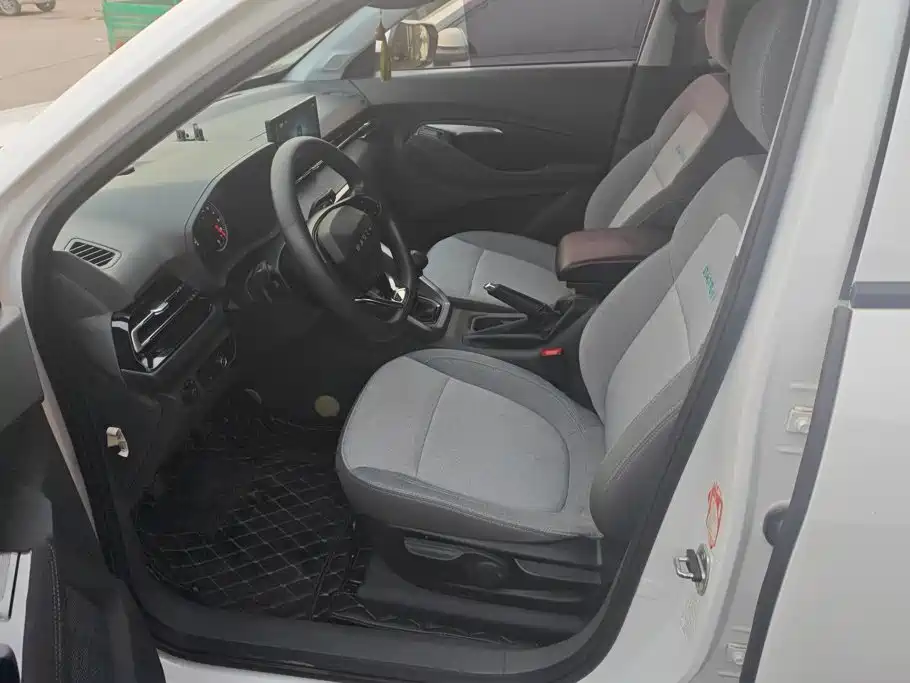 Baojun RS-3 — миниатюра 9
