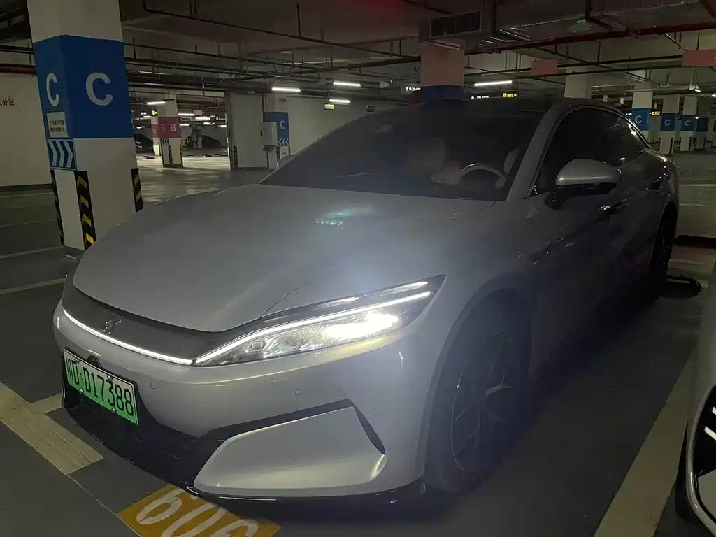 Byd 汉L 2025