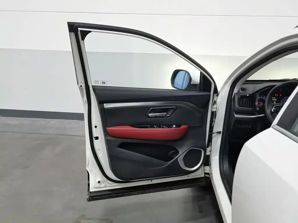 Haval H2s — миниатюра 8