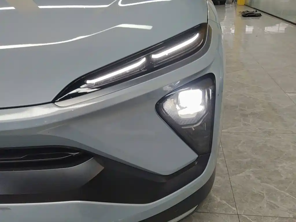 NIO ES6 — миниатюра 24