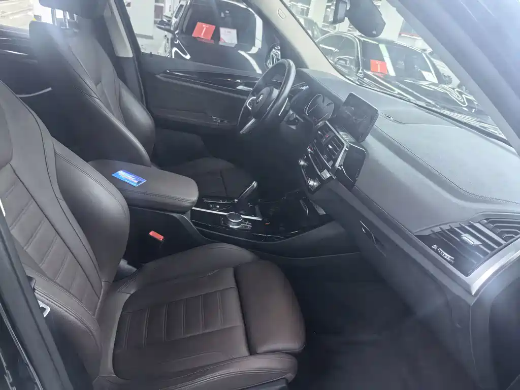 BMW X3 — миниатюра 5
