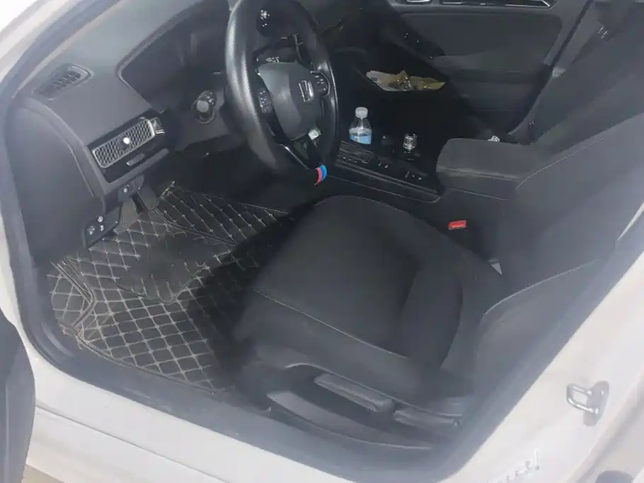 Honda Civic — миниатюра 9