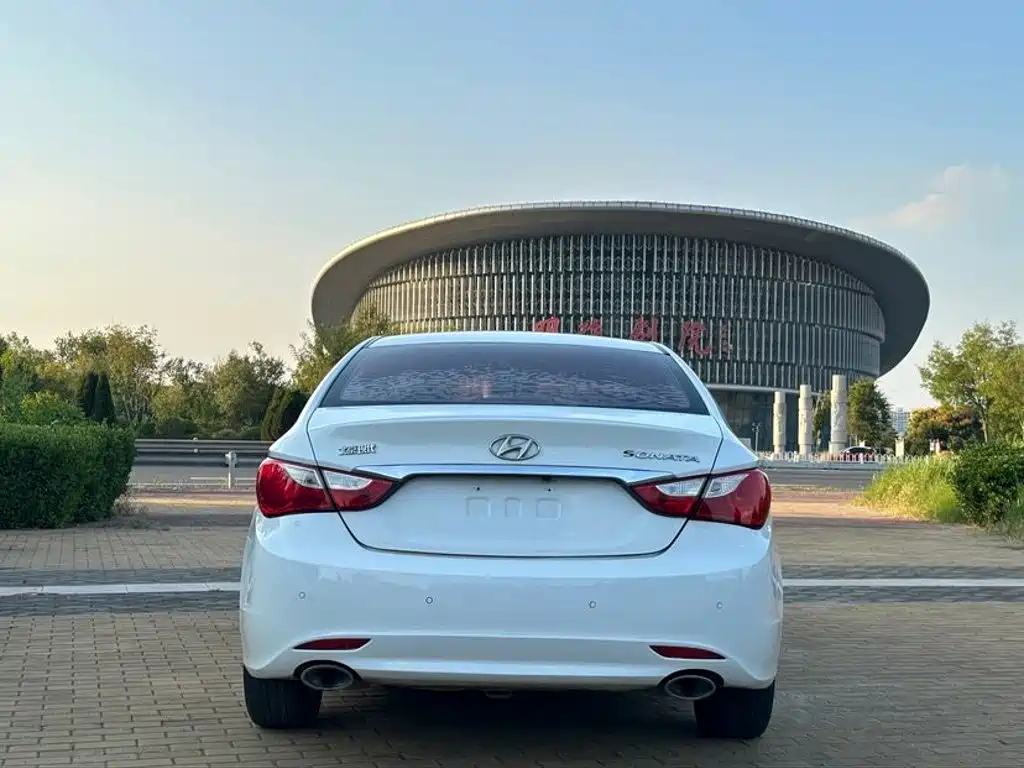 Hyundai Sonata — миниатюра 5