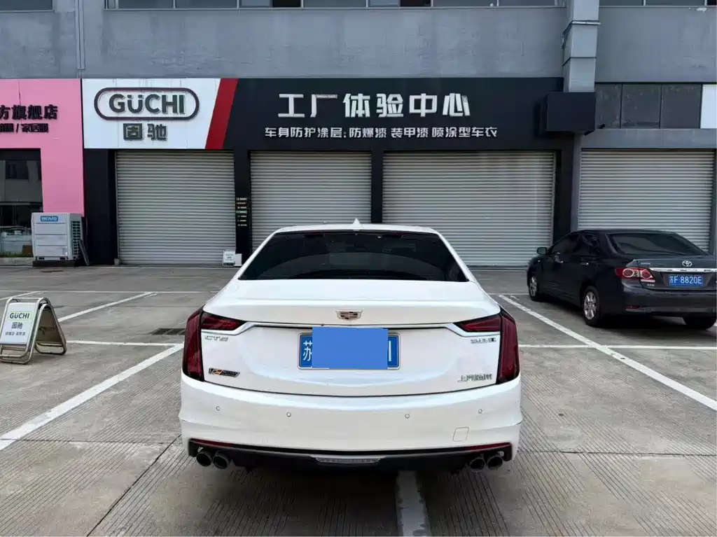 Cadillac CT6 — миниатюра 8