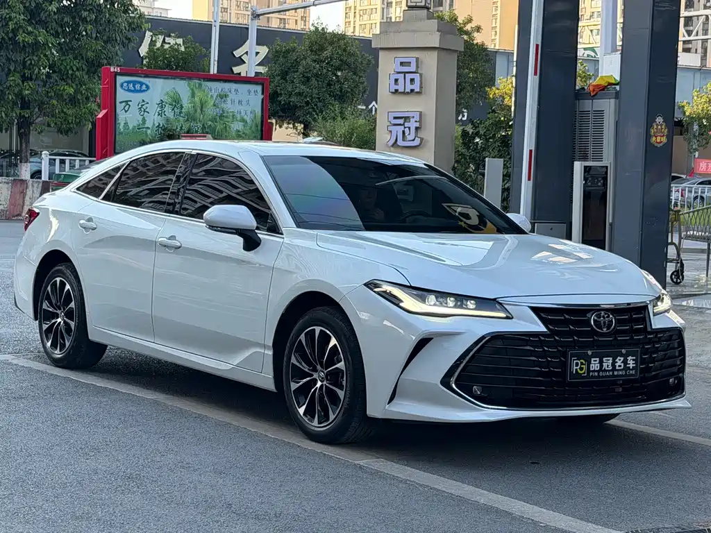 Toyota Avalon — миниатюра 3
