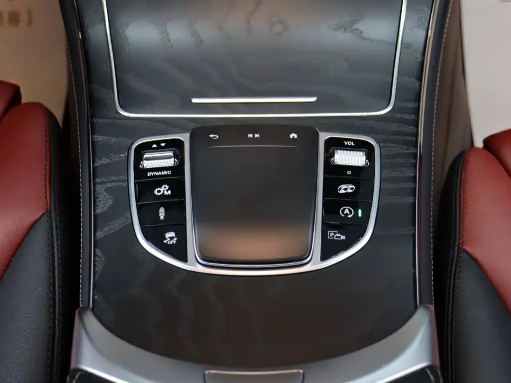 Mercedes-Benz GLC AMG — миниатюра 16