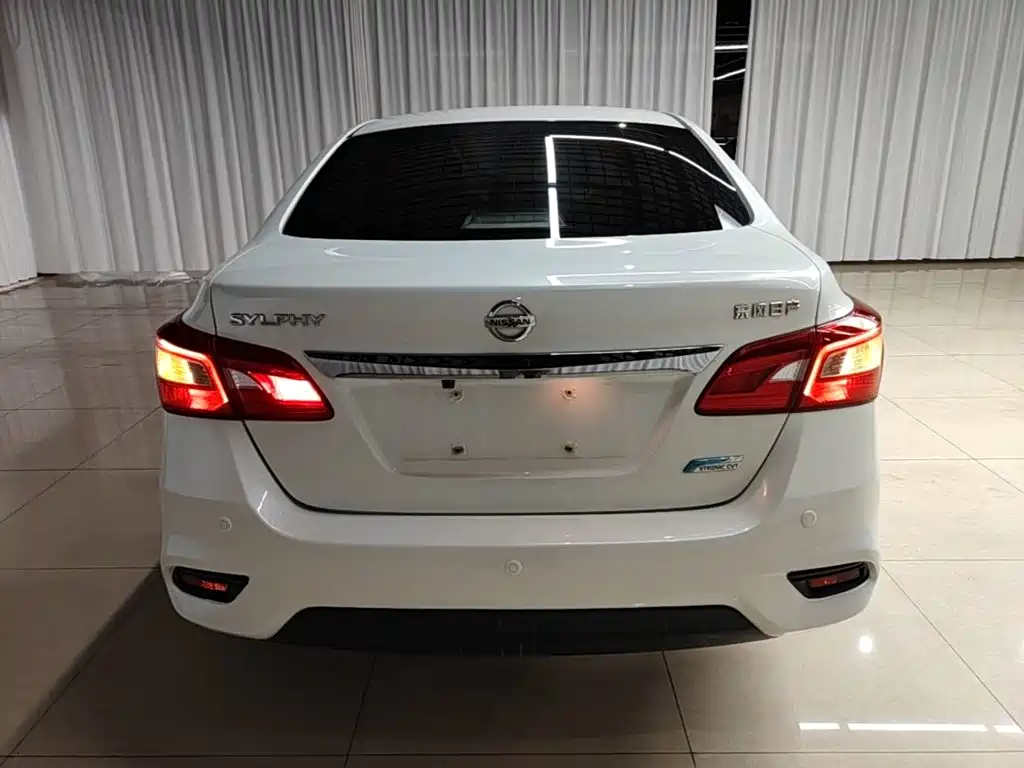 Nissan Sylphy — миниатюра 6