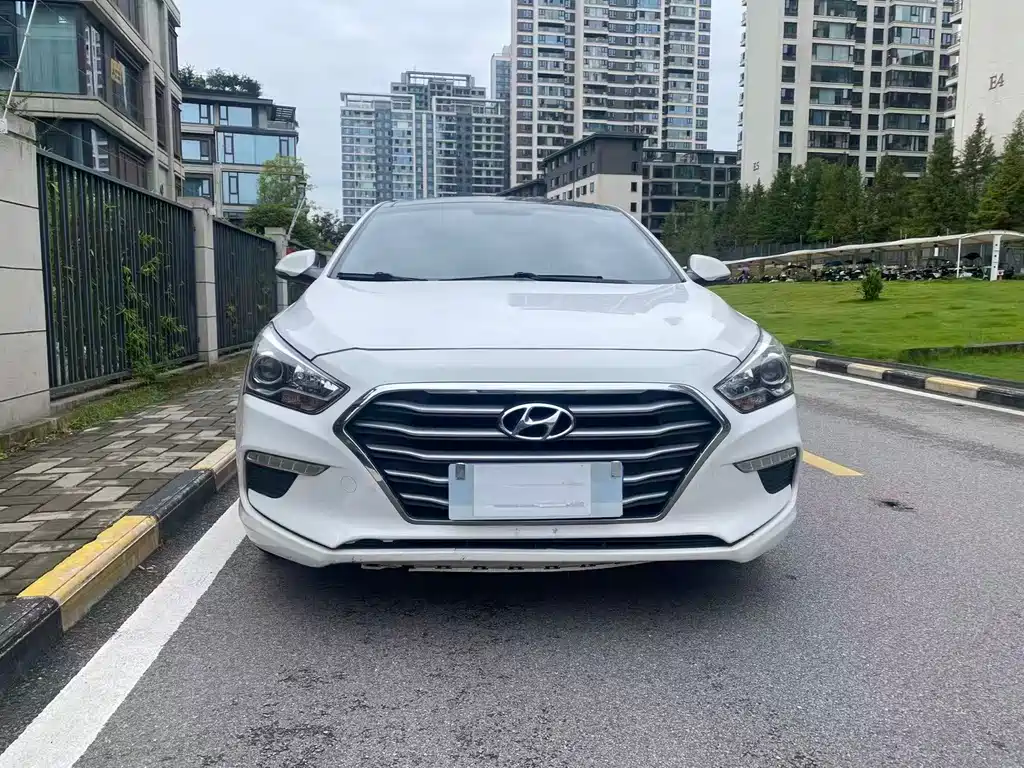 Hyundai Mistra — миниатюра 2