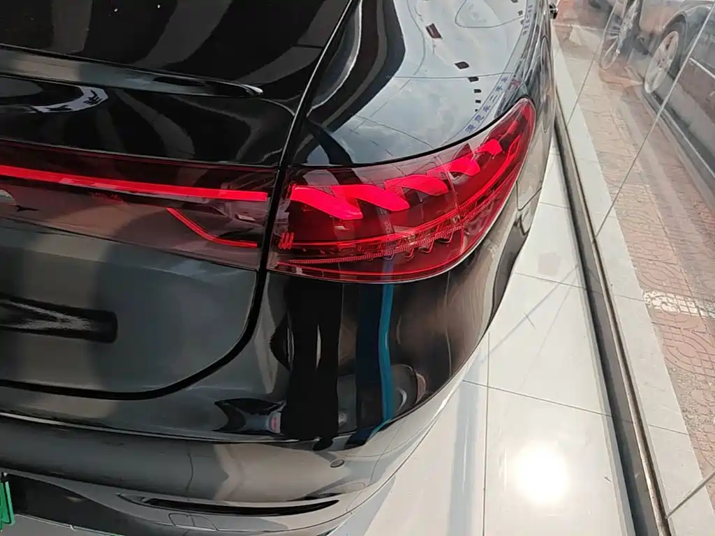 Mercedes-Benz EQS — миниатюра 8