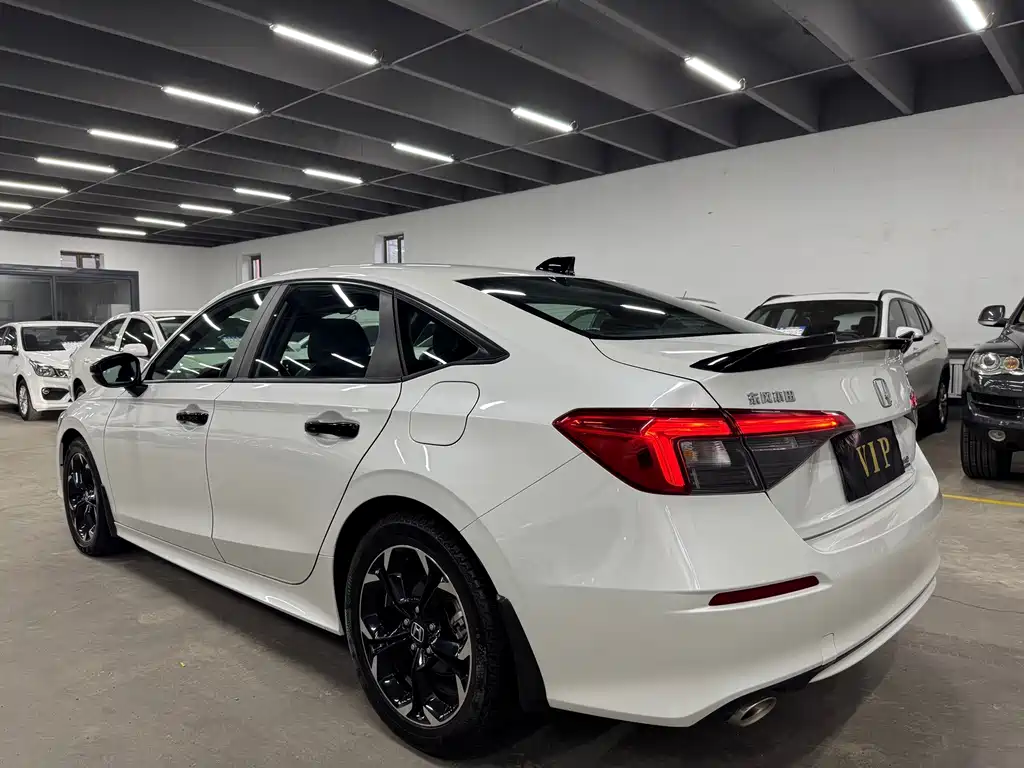 Honda Civic — миниатюра 5